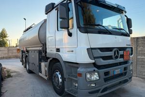 Motrice cisterna carburanti Mercedes Actros 2548