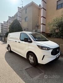 FORD Transit Custom 2.0 EcoBlue 136CV   24000 +IVA