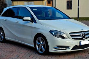 Mercedes-benz B 180 CDI BlueEFFICIENCY Premium