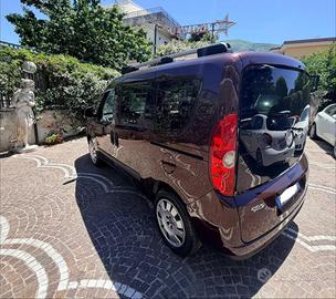 FIAT Doblò 1.4 T-Jet 7 posti Natural Power