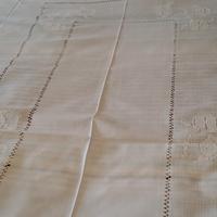 tovaglia per 12 con tovaglioli 