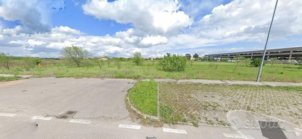 Terreno di 2500 m² a Medole - Altro