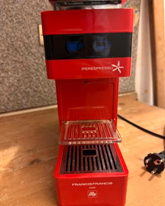 Illy Iperespresso macchina da caffé Y3A