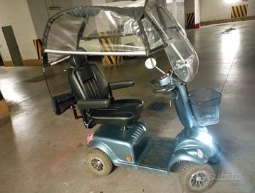 Scooter elettrico per disabili