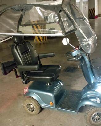 Scooter elettrico per disabili