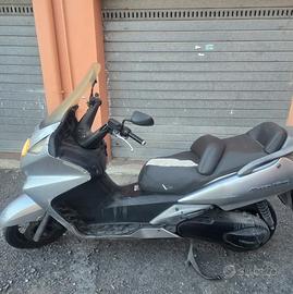 Honda silver wing 400