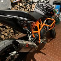 KTM DUKE 690
