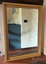 Specchio con cornice in legno massello