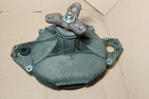 Blocco campana frizione alfa 75.  1800. 