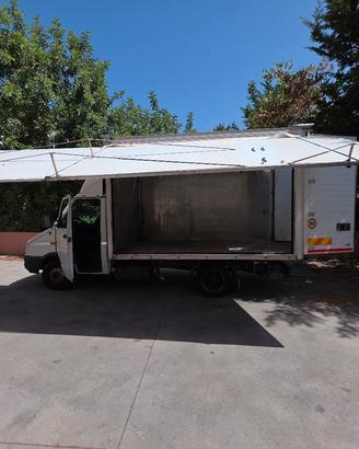 autonegozio iveco 35.12  patente C