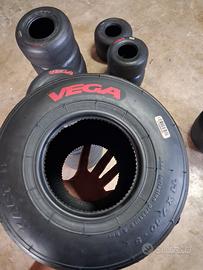Gomme  go kart Vega rosse SL4 