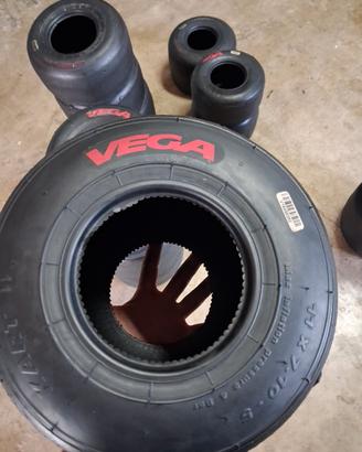 Gomme  go kart Vega rosse SL4 