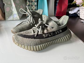 YEEZY 350