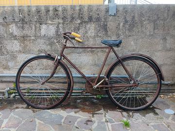 Bicicletta Raleigh anni '30 da restaurare