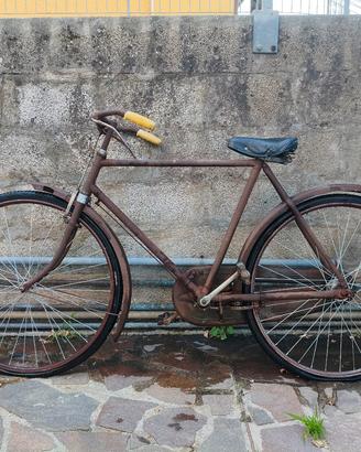 Bicicletta Raleigh anni '30 da restaurare