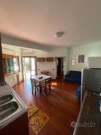 Bivani con giardino e posto auto