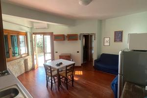 Bivani con giardino e posto auto