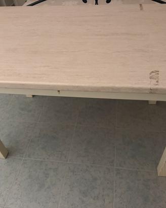 Tavolino in legno