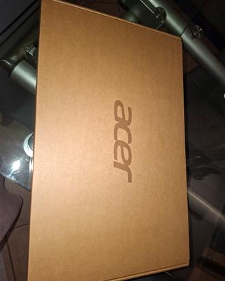 Notebook Acer nuovo i