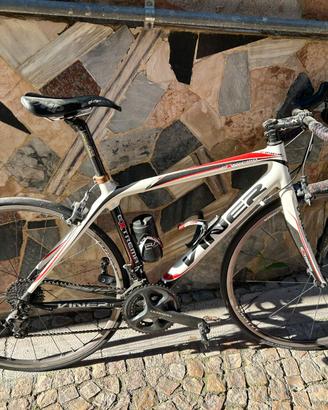 Bici da corsa in carbonio