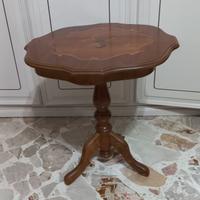Tavolino tripode intarsiato