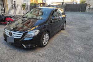 Mercedes B180 2014 benzina