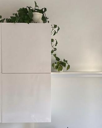 Mobile IKEA Bianco Lucido pensile piu mensola