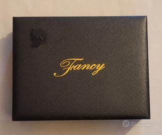 GIFT SET  UOMO: CINTURA, PORTAFOGLIO E PORTACHIAVI