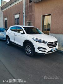 Hyundai Tucson 1700