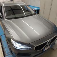 Volvo V90 D4 AWD Geartronic Momentum