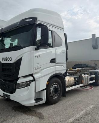 IVECO S-Way AS260S51FP Casse Mobili U19270