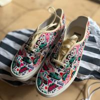 VANS authentic classic
