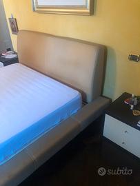 Letto BAXTER in pelle