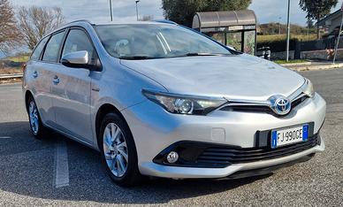 Toyota Auris Touring Sports 1.8 Hybrid Cool