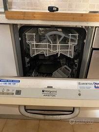Lavastoviglie da 45cm Hotpoint Ariston