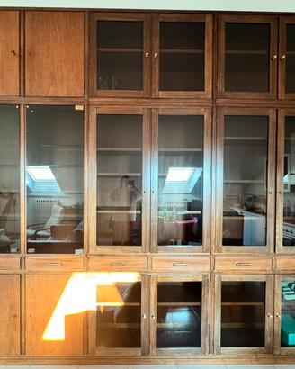 Libreria per studio di grandi dimensioni