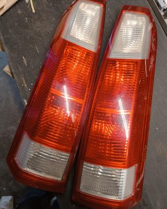 Fanali posteriori Opel meriva