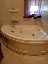 Vasca idromassaggio come nuova