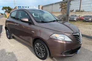 Lancia Ypsilon 1.2 BENZ - 69 CV - 5 porte