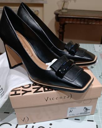 scarpe décolleté nuove in pelle nera Vicenza nr 38