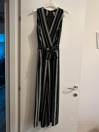 Tuta elegante rigata senza maniche