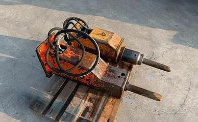 Martelli idraulici usati