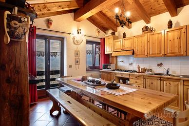 FERRAGOSTO in Valle d'Aosta chalet tipico Pila