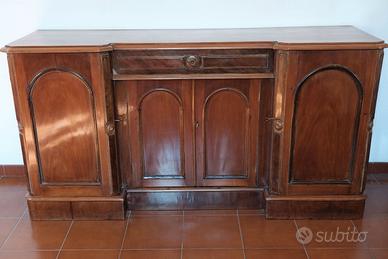 Credenza stile vittoriano