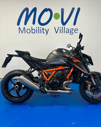 KTM 1390 SUPER DUKE R