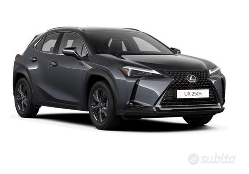 LEXUS UX