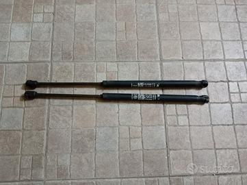 Pistoni cofano Fiat Punto 188