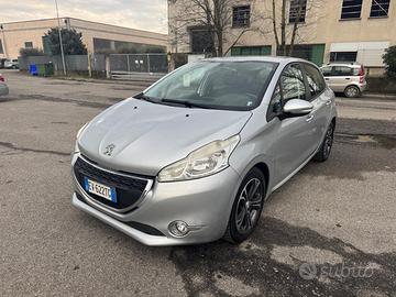 Peugeot 208 1400 Gpl fino 2034