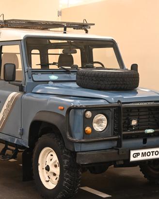 LAND ROVER Defender 90 turbodiesel Hard-top