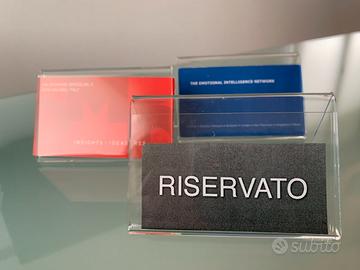 20 Cartellini in plexiglass porta nomi